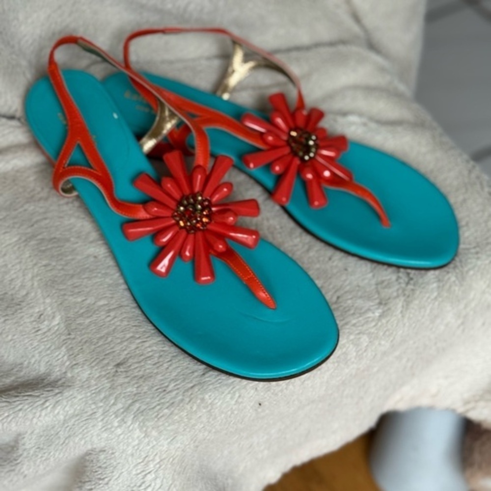 Kate Spade New York Red Floral Sandals – Size 9.5B Bright, Eye-Catching Blue